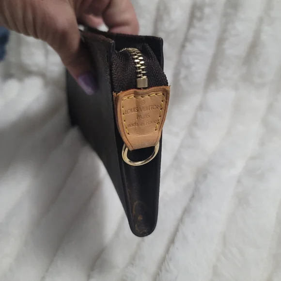 Louis Vuitton Pochette - Picture 5 of 8